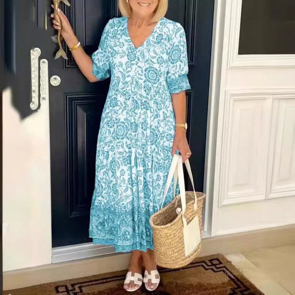 Kleid mit V-Ausschnitt und Print in Übergröße