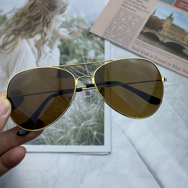 Klassische Aviator-Sonnenbrille mit Goldenem Rahmen für Damen