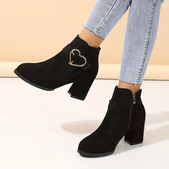 Damenstiefel mit Blockabsatz