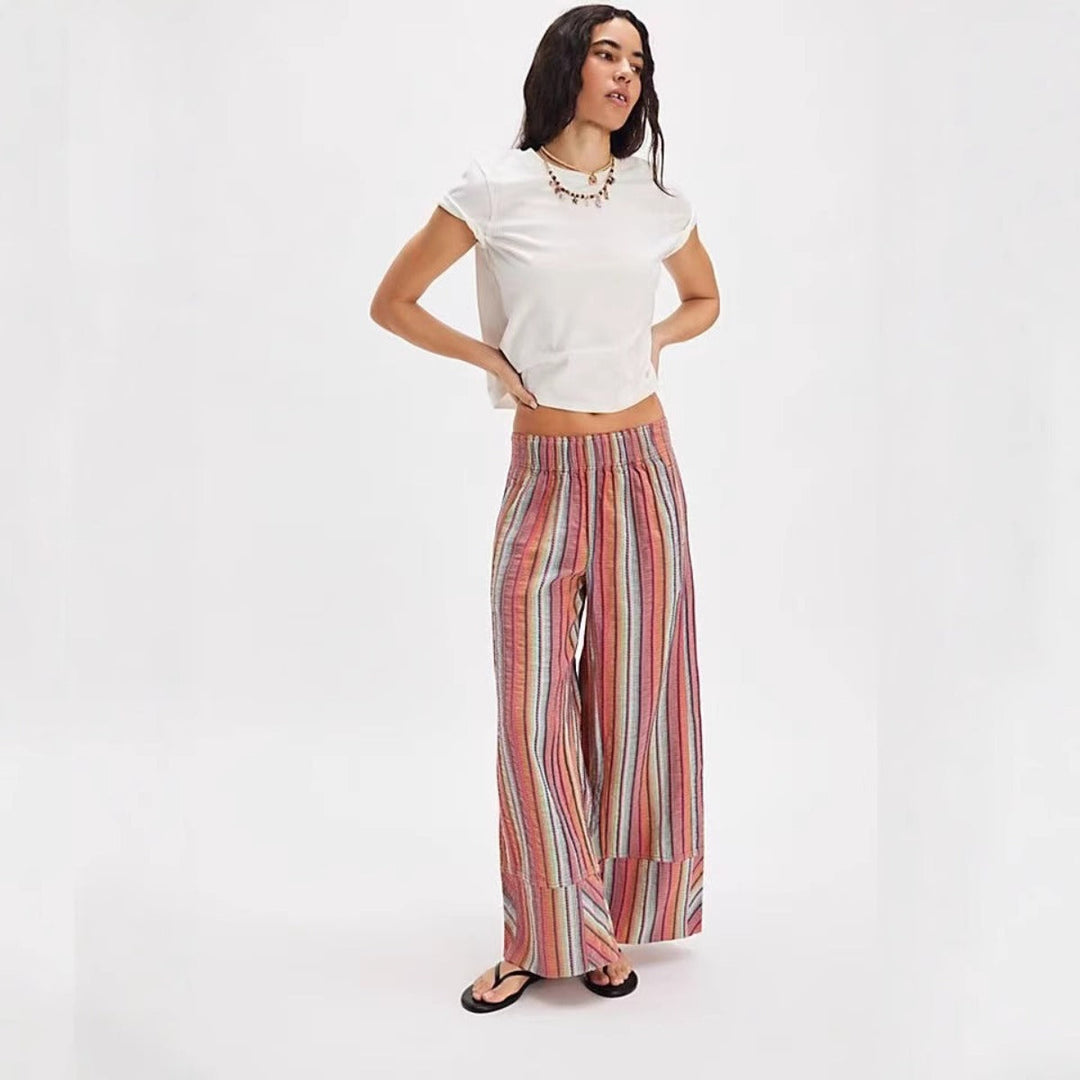 Gestreifte Hose mit weitem Bein