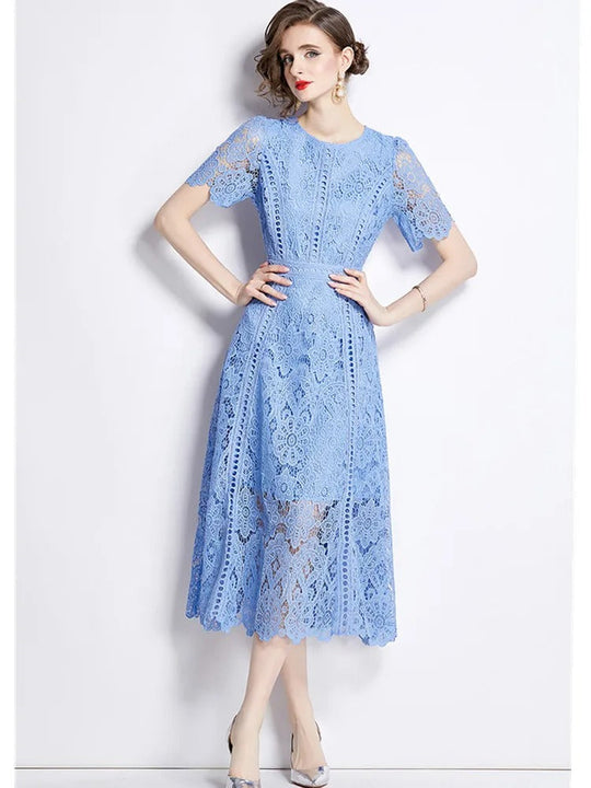 Elegantes Spitzenkleid Midi-Länge