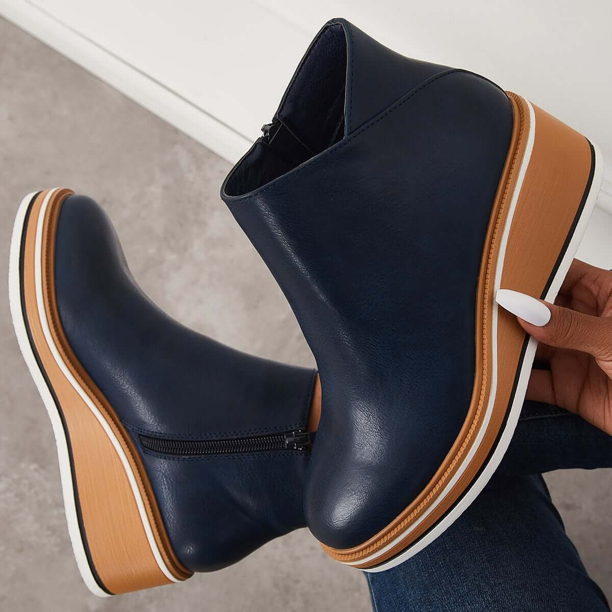 Stiefelette mit Seitenreißverschluss