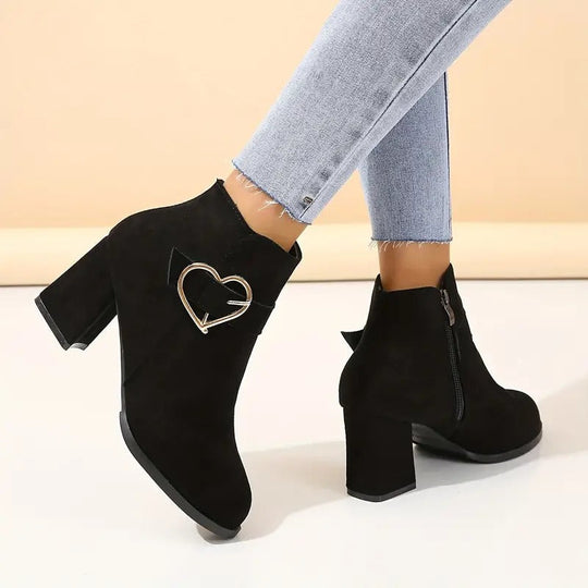 Damenstiefel mit Blockabsatz