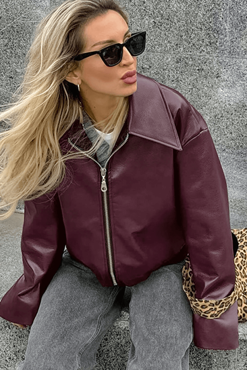 Kurze Kunstlederjacke
