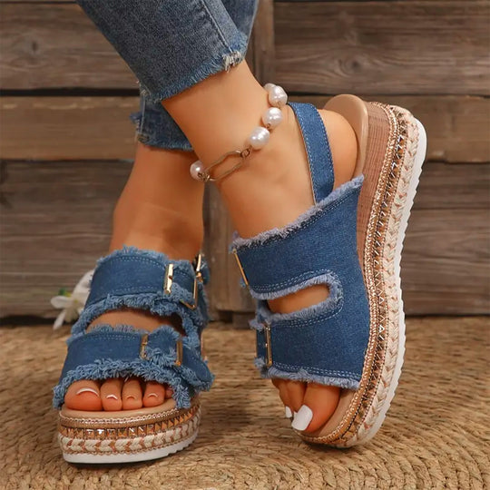 Lässige Denim Wedges