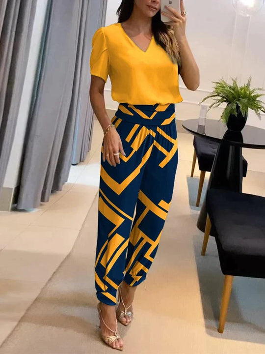 Lässiges Und Elegantes Damenoutfit