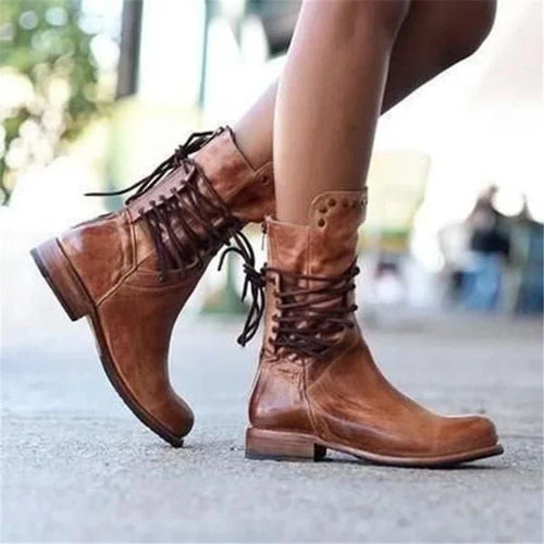 Stylische Lederstiefel mit Schnürsenkeln