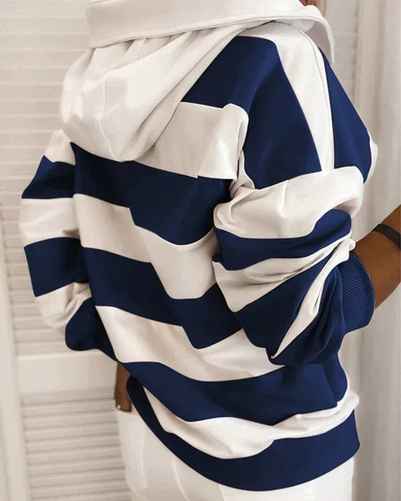 Hoodie Strickdetails Lockere Passform Weiche Materialien