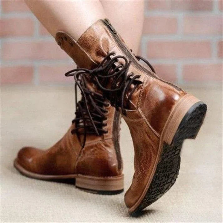 Stylische Lederstiefel mit Schnürsenkeln