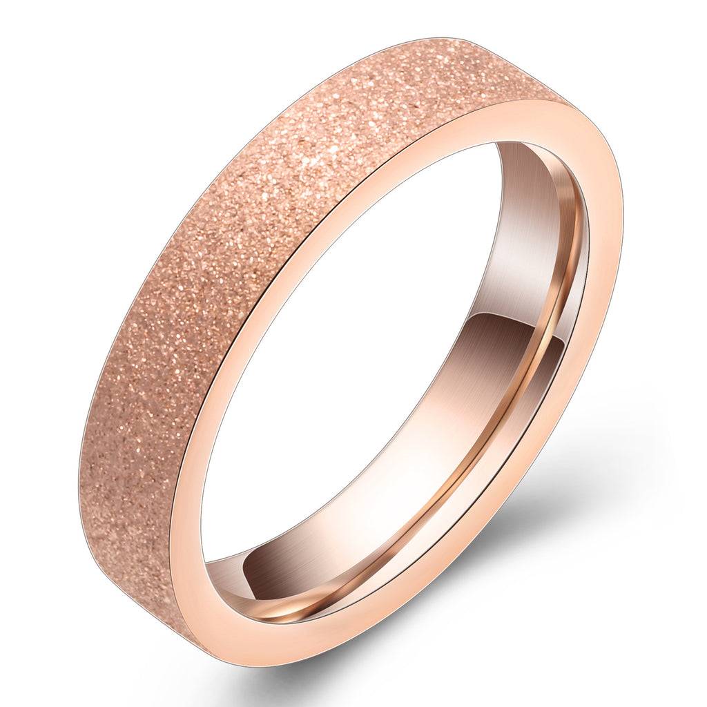 Damen Ring mit glitzerndem Oberflächendesign und eleganter Goldveredelung Shop Nory
