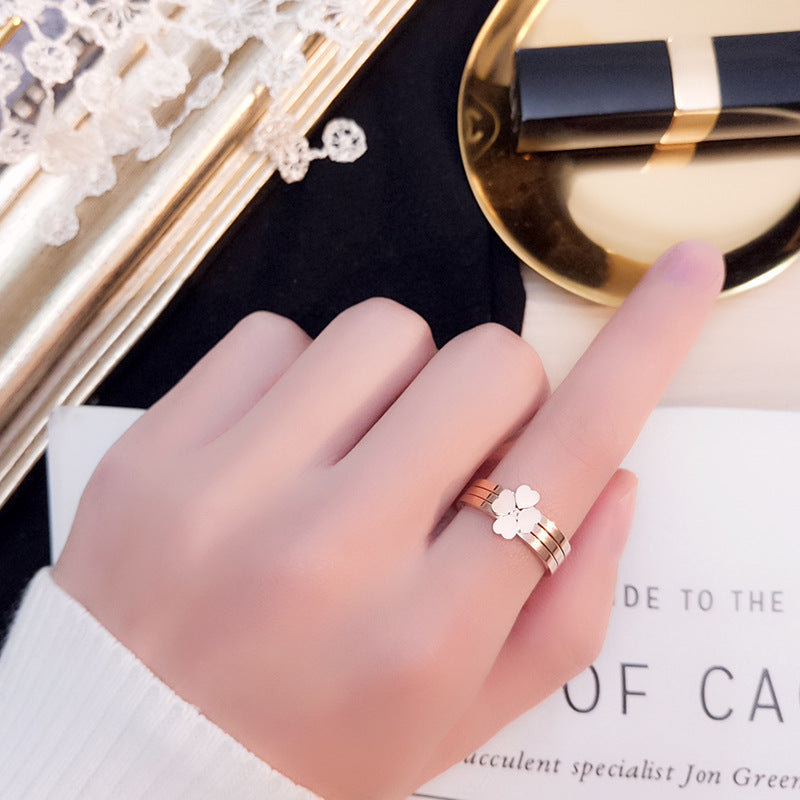 Damen Ring mit verspieltem Herzdesign und elegantem Mehrfachband Shop Nory