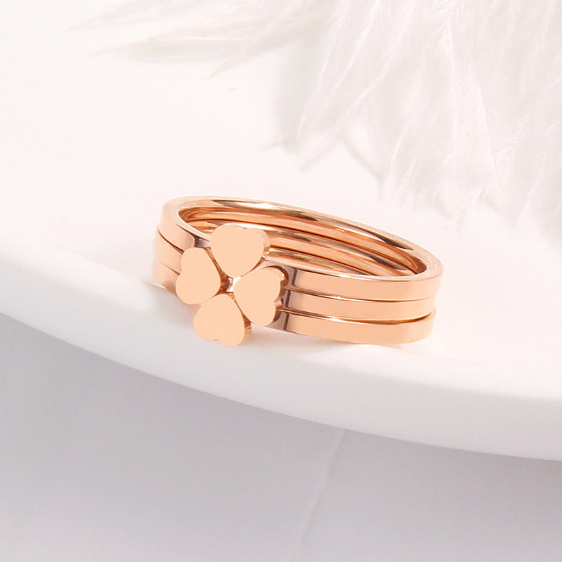 Damen Ring mit Herzen und geschichteten Bändern Shop Nory