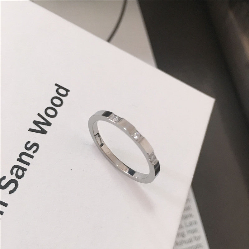 Damen Eleganter Minimalistischer Ring mit Zirkonia Steinen Shop Nory