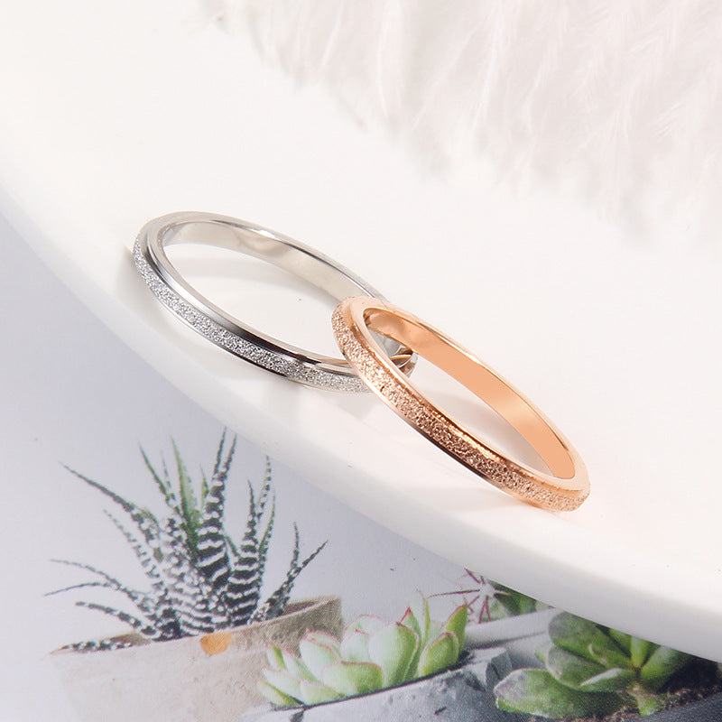 Damen eleganter Ring mit funkelndem Oberflächenfinish Shop Nory