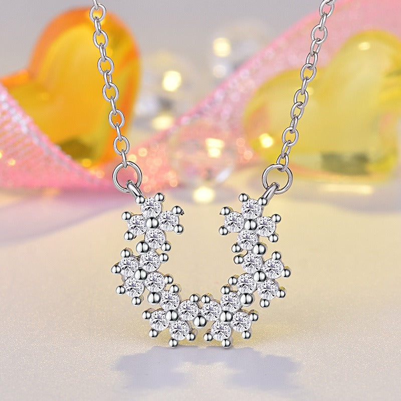 Damen Halskette mit funkelndem Schneeflocken-Design und hochwertigem Zirkonia-Besatz Shop Nory