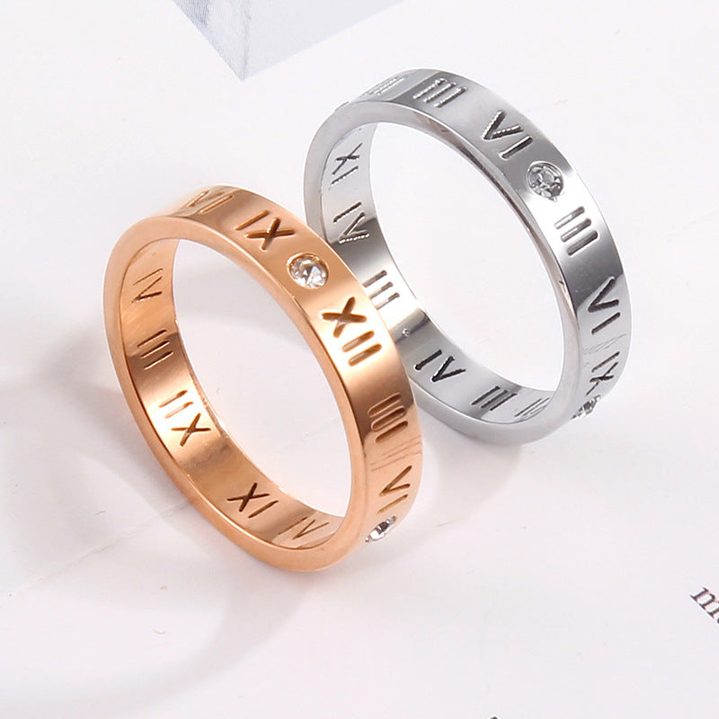 Damen Ring mit römischer Zifferngravur und funkelndem Akzent Shop Nory