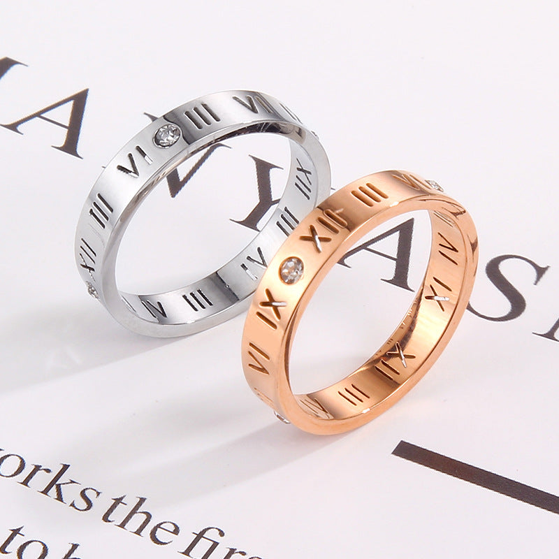 Damen Ring mit römischen Ziffern und funkelnden Zirkonia Shop Nory