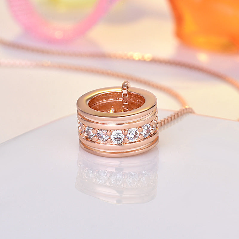 Damen Halskette mit funkelndem Zirkonia-Anhänger aus hochwertigem Edelstahl Shop Nory