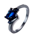 Damen Ring mit herzförmigem blauen Zirkonstein und eleganter schwarzer Fassung Shop Nory