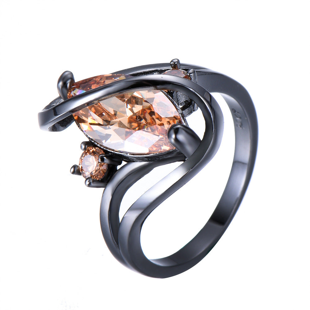 Damen Ring mit kunstvollem Zirkon-Einsatz und eleganter schwarzer Fassung Shop Nory