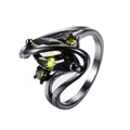 Damen Ring mit kunstvollem Zirkon-Einsatz und eleganter schwarzer Fassung Shop Nory