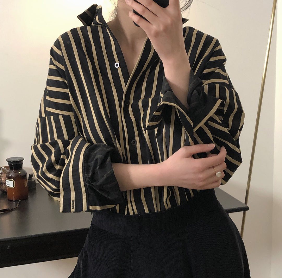 Damen Gestreifte Oversize-Hemdbluse mit Tropfenärmeln und Knopfmanschetten Shop Nory