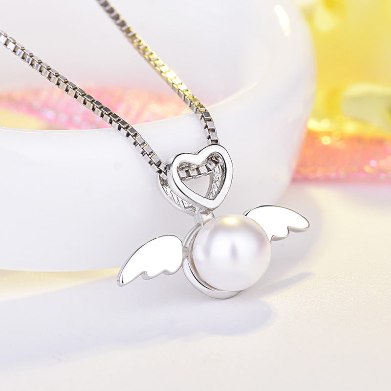 Damen-Halskette mit Herz- und Flügel-Design aus hochwertigem Edelstahl Shop Nory
