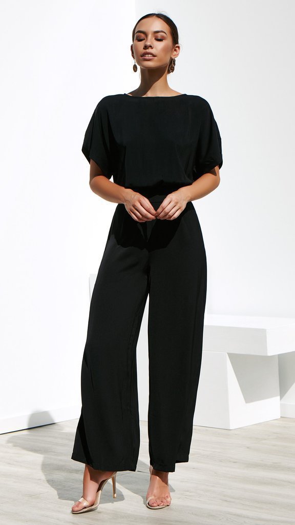 Damen Jumpsuit mit weitem Bein und elegantem Schnitt