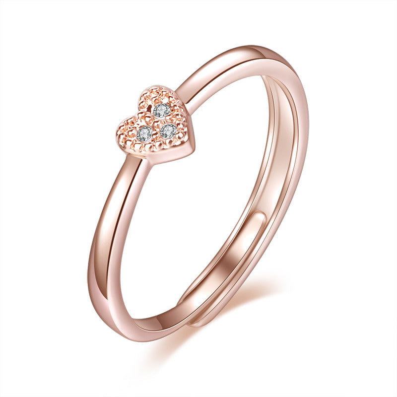 Damenring mit filigranem Herzdesign und funkelnden Zirkonia Shop Nory