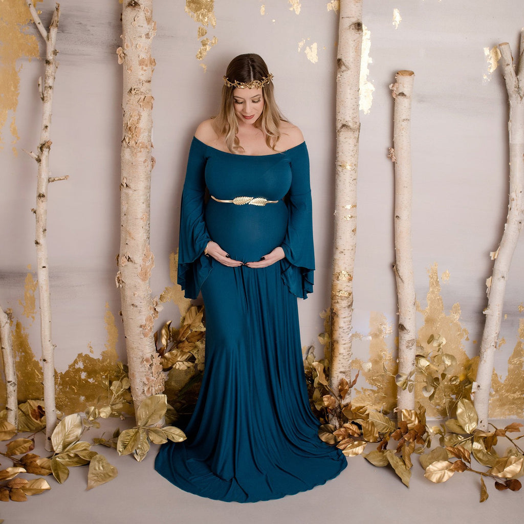 Damen Umstands-Maxikleid mit schulterfreiem Design und fließenden Ärmeln