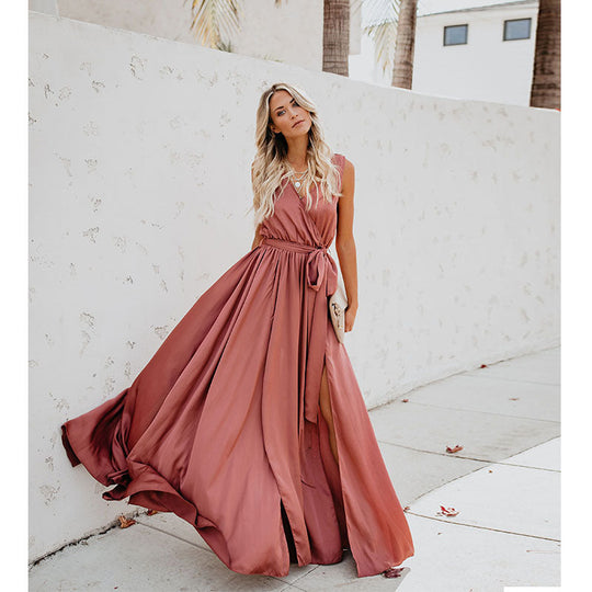 Damen Elegantes Maxikleid mit fließendem Rock und schlichter Silhouette