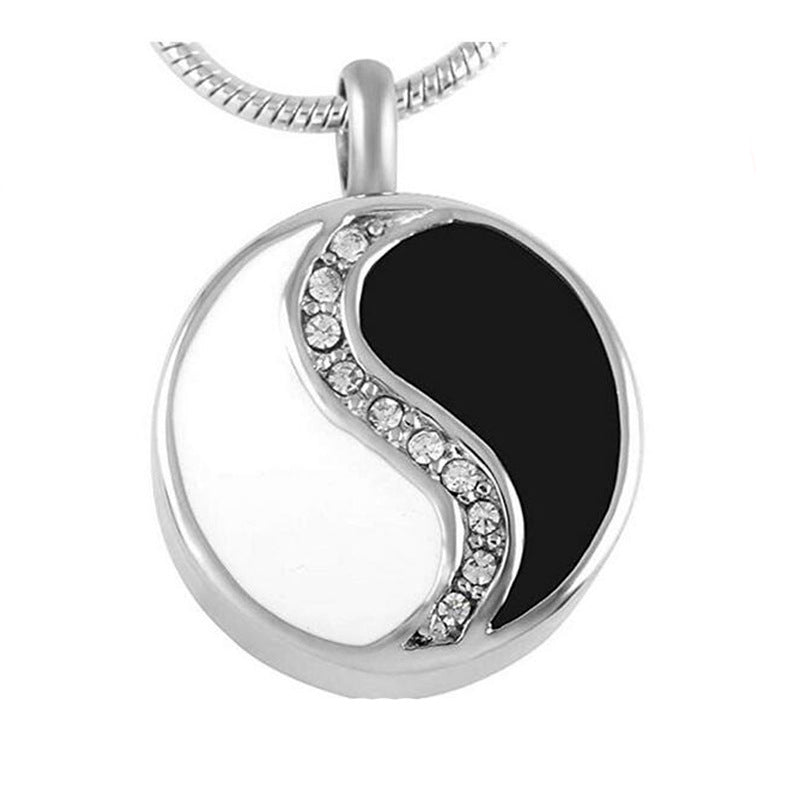 Halskette mit Yin-Yang Anhänger Shop Nory