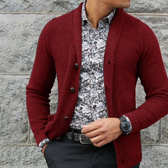 Herren Strickjacke mit strukturiertem Muster und eleganten Knopfdetails
