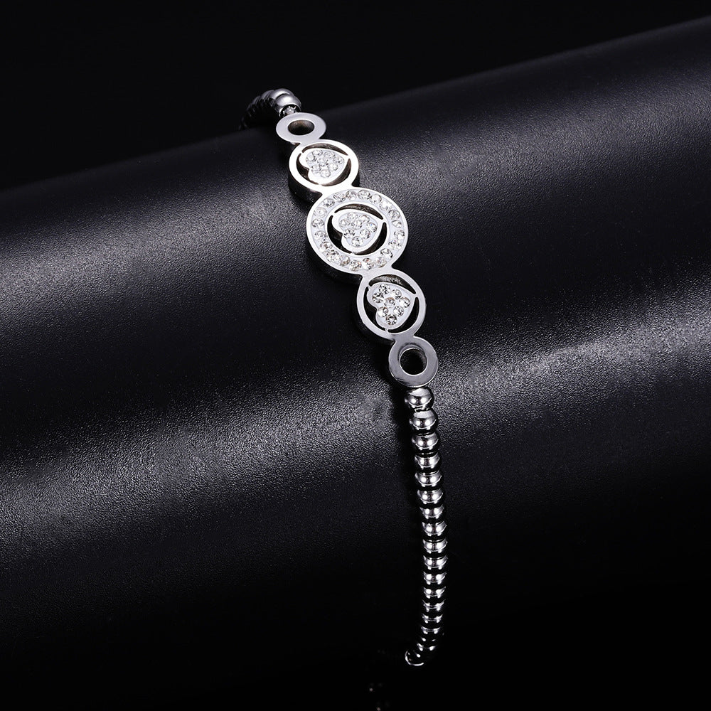 Damen Armband mit funkelndem Herzdesign und verstellbarem Verschluss Shop Nory