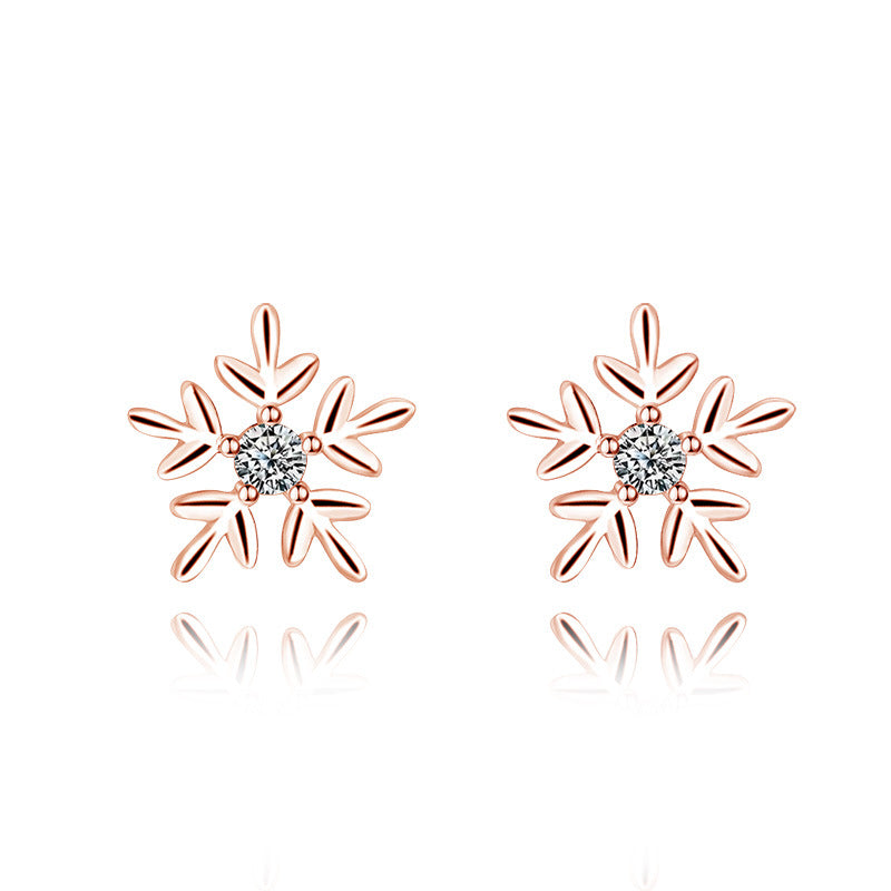 Damen-Ohrstecker mit filigranem Schneeflocken-Design und funkelndem Zirkonia Shop Nory