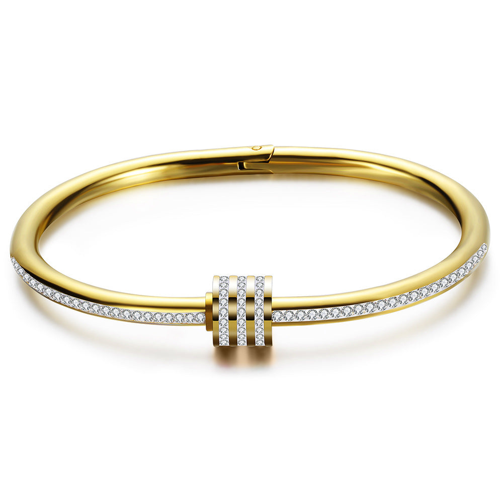 Damen Armreif mit funkelnden Kristallen und elegantem Design Shop Nory