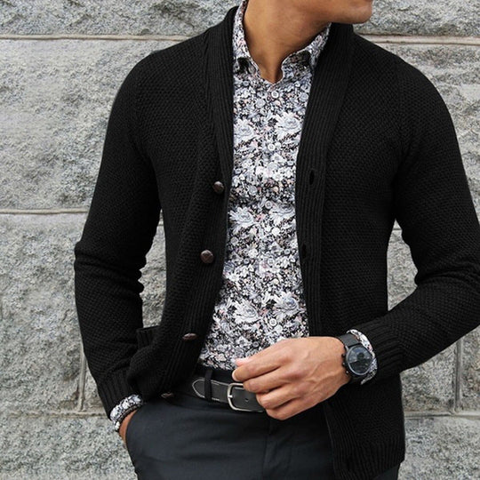 Herren Strickjacke mit strukturiertem Muster und eleganten Knopfdetails