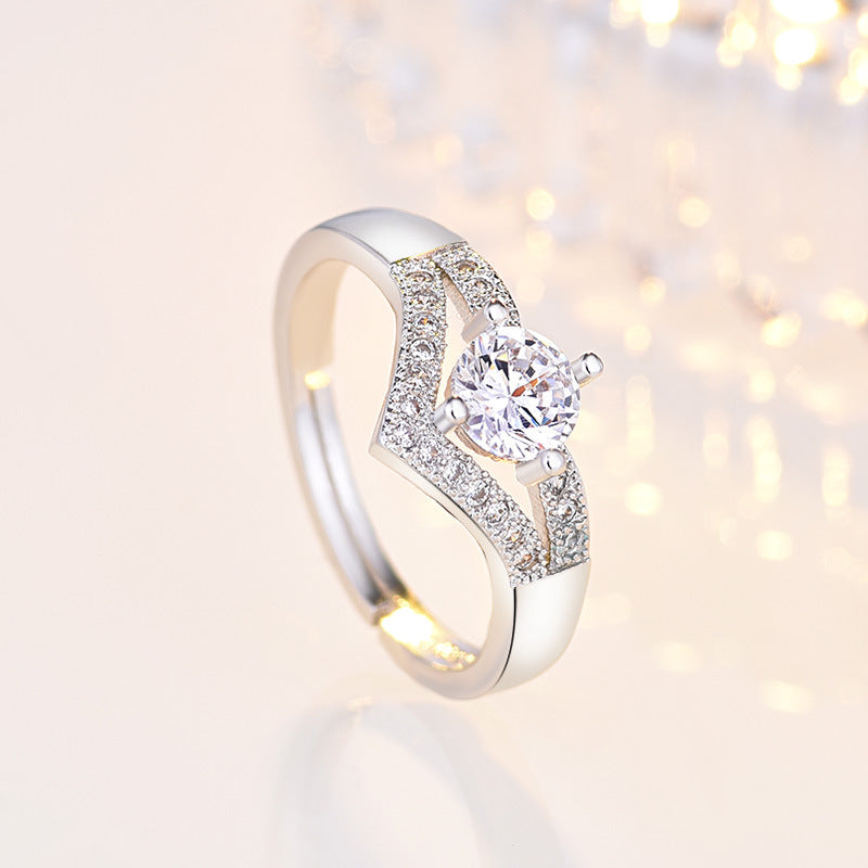 Damen Verlobungsring mit funkelndem Zirkonia-Besatz und filigranem Design Shop Nory