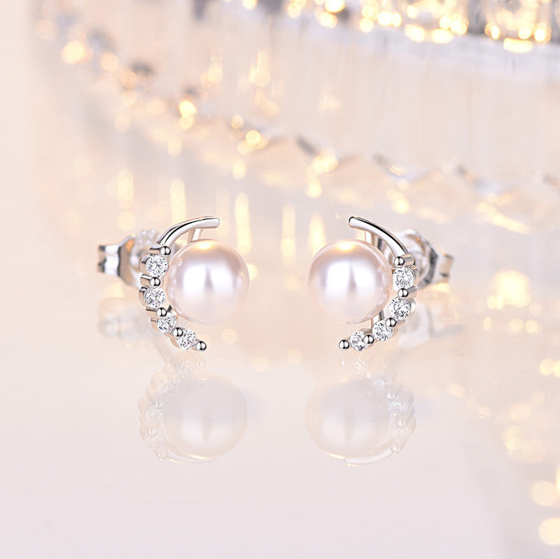 Damen Ohrringe mit eleganter Perle und funkelndem Zirkonia-Besatz Shop Nory