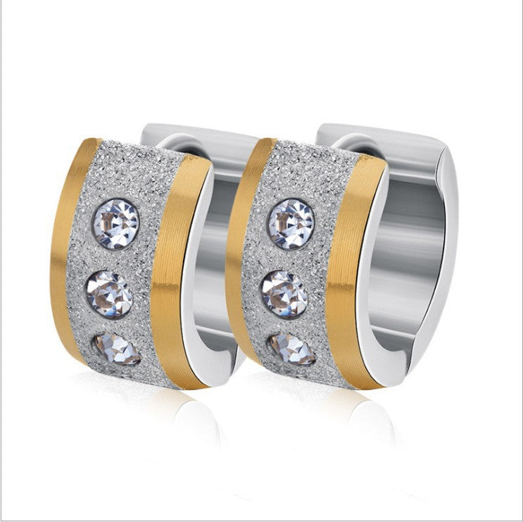 Damen Ohrstecker mit eleganter Zirkonia-Besatz und glänzendem Finish Shop Nory