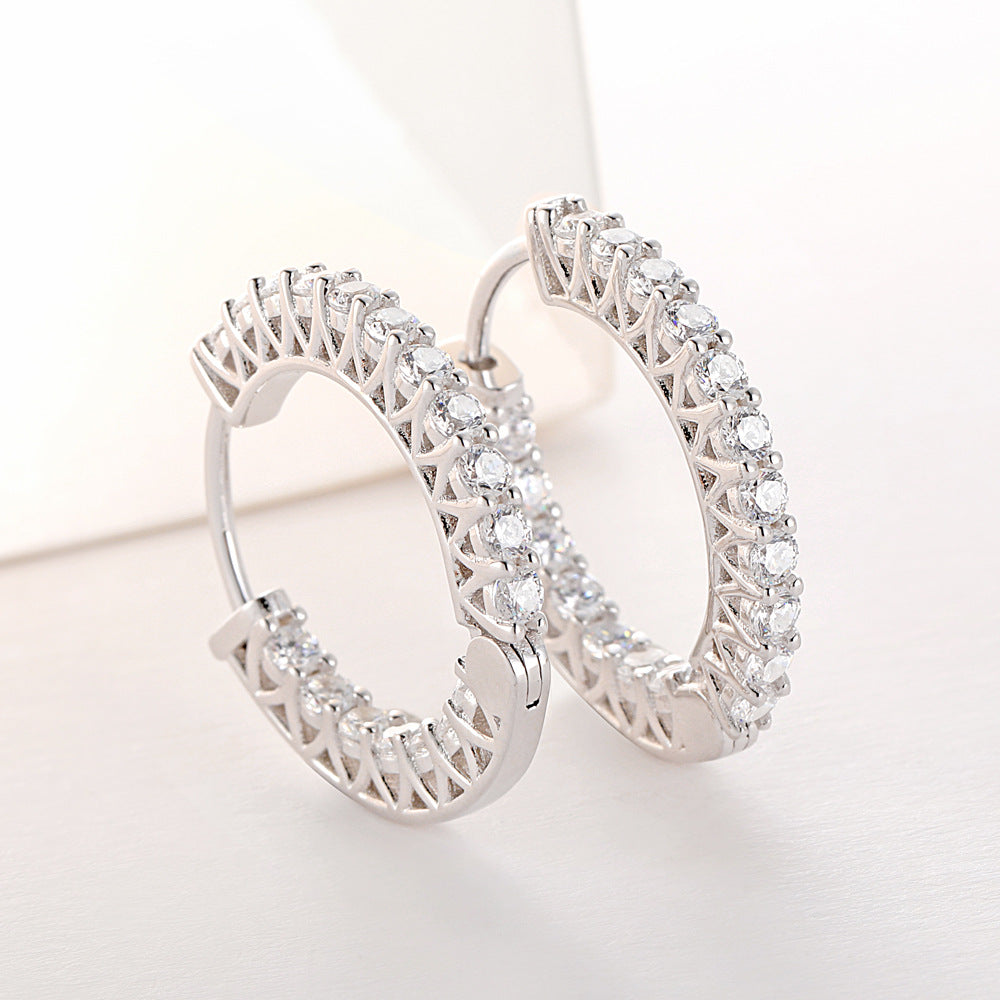 Damen Creolen mit funkelnden Zirkonia und filigranem Design Shop Nory