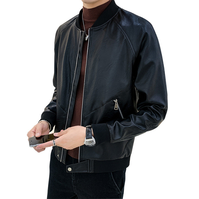 Herren Slim-Fit Kunstleder-Bomberjacke mit asymmetrischer Nahtführung, diagonalem Reißverschlusstaschen-Detail und Rippabschluss Shop Nory