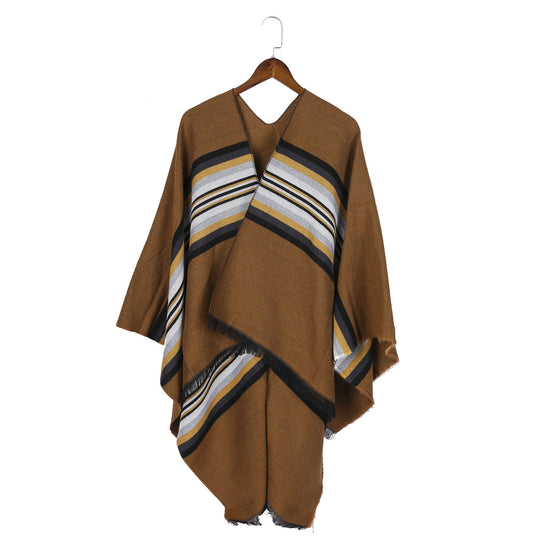 Damen Lässiger Ruana-Poncho aus Wollmix mit asymmetrischem Zipfel und feinem Streifenjacquard Shop Nory