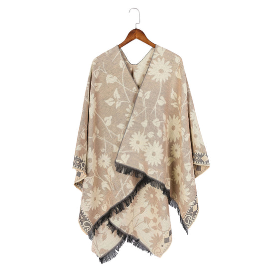 Damen Jacquard‑Ruana‑Poncho mit floralem Jacquard, Fransensaum und weichem Wollmix Shop Nory