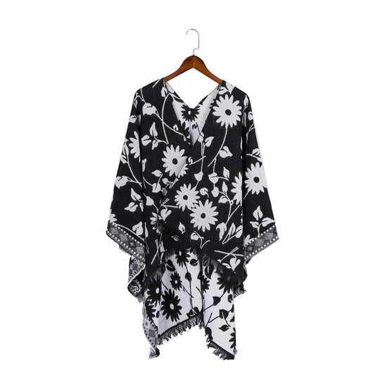 Damen Jacquard‑Ruana‑Poncho mit floralem Jacquard, Fransensaum und weichem Wollmix Shop Nory