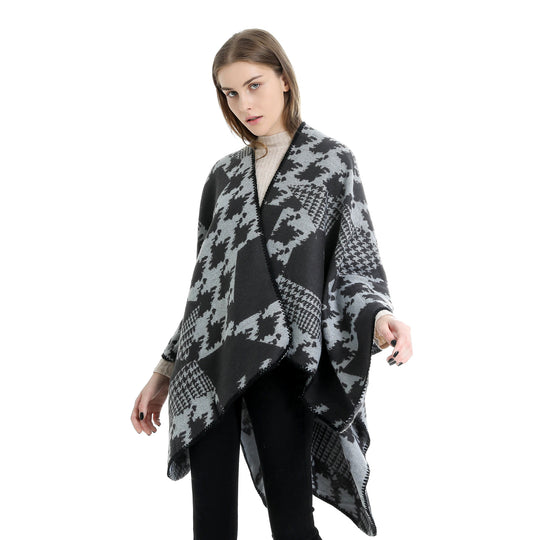 Damen Cape‑Poncho im Ruana‑Schnitt mit dekorativer Kettelkante und zweifarbiger Jacquardstruktur Shop Nory