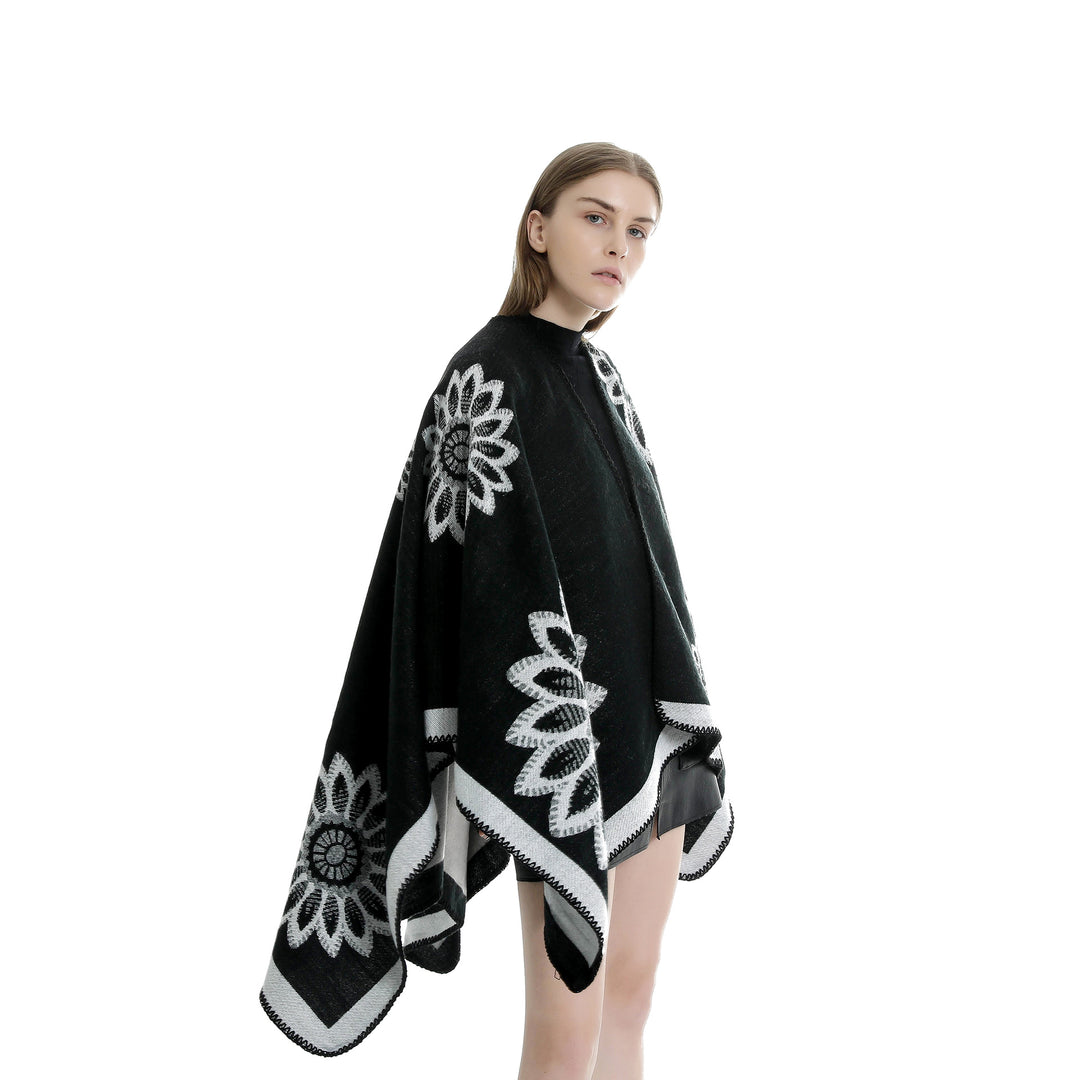 Damen Wollmix‑Ruana mit floraler Intarsienjacquard und offener Kimono‑Silhouette Shop Nory