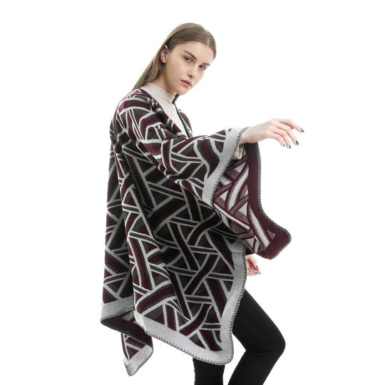 Damen Oversize-Ruana mit geometrischem Jacquard und Ziernaht Shop Nory