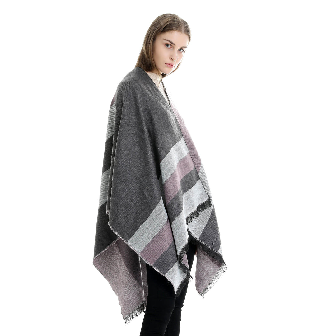 Damen Oversize-Wickelruana im Diagonalstreifen mit Fransenrand Shop Nory