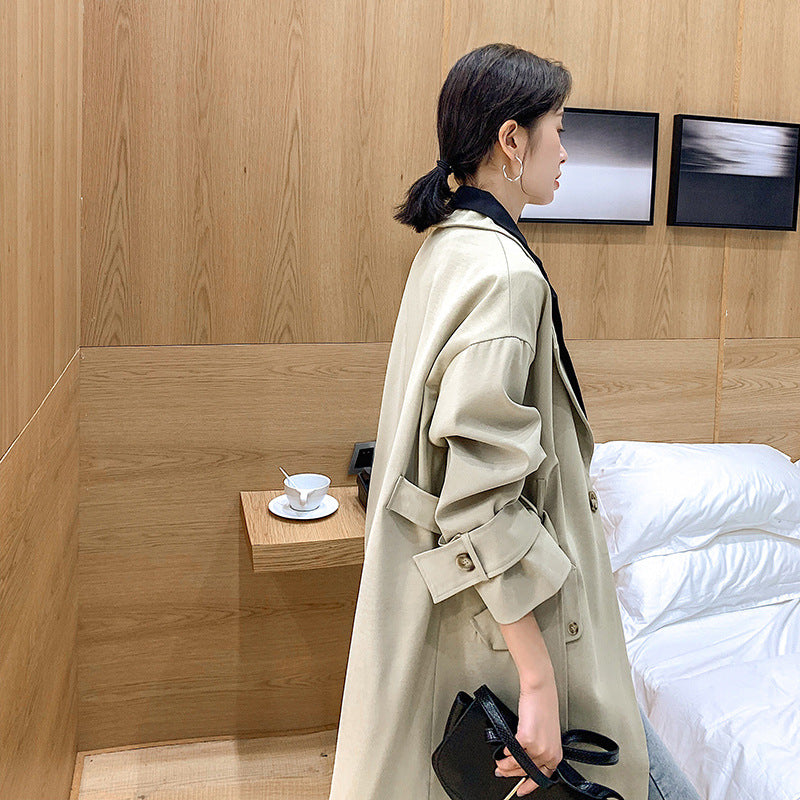 Damen Zweifarbiger Oversize-Trenchcoat im Baumwollmix mit kontrastierter Vorderpasse und krempelbaren Ärmeln Shop Nory